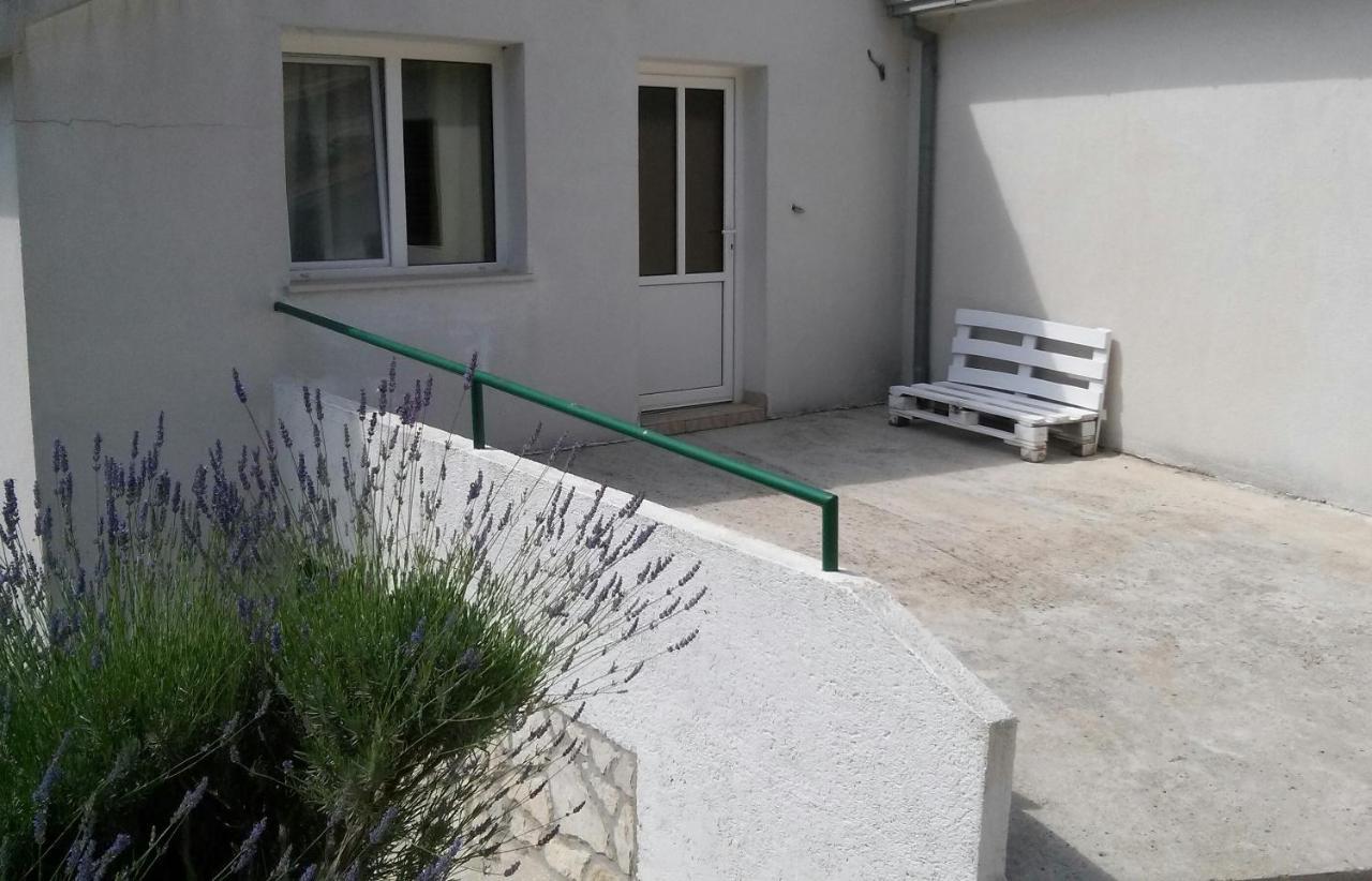 Apartments And Rooms With Parking Space Zavala, Hvar - 128 Jelsa  Kültér fotó