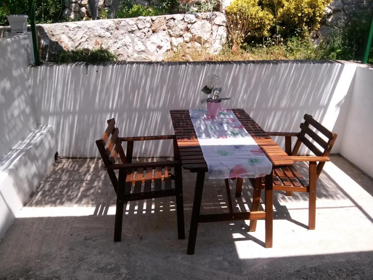 Apartments And Rooms With Parking Space Zavala, Hvar - 128 Jelsa  Kültér fotó